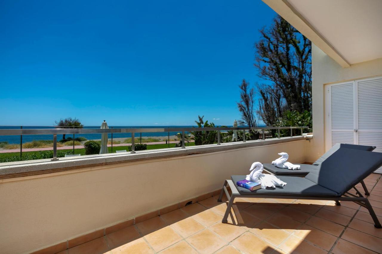 Appt 401-3-Bed-Heaven Beach-Paseo-All Year Heated Pool-Free Bikes Estepona Bagian luar foto