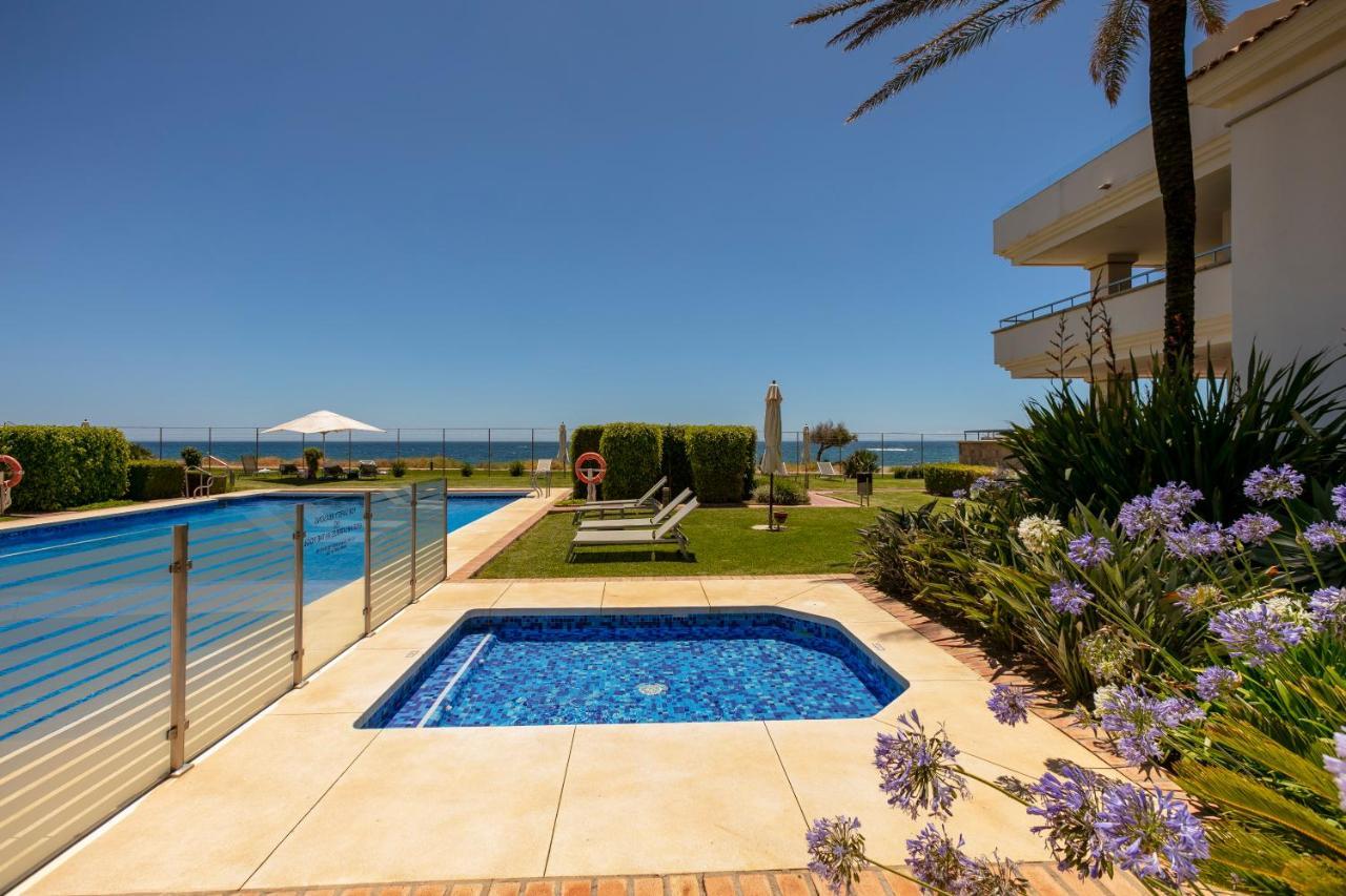 Appt 401-3-Bed-Heaven Beach-Paseo-All Year Heated Pool-Free Bikes Estepona Bagian luar foto