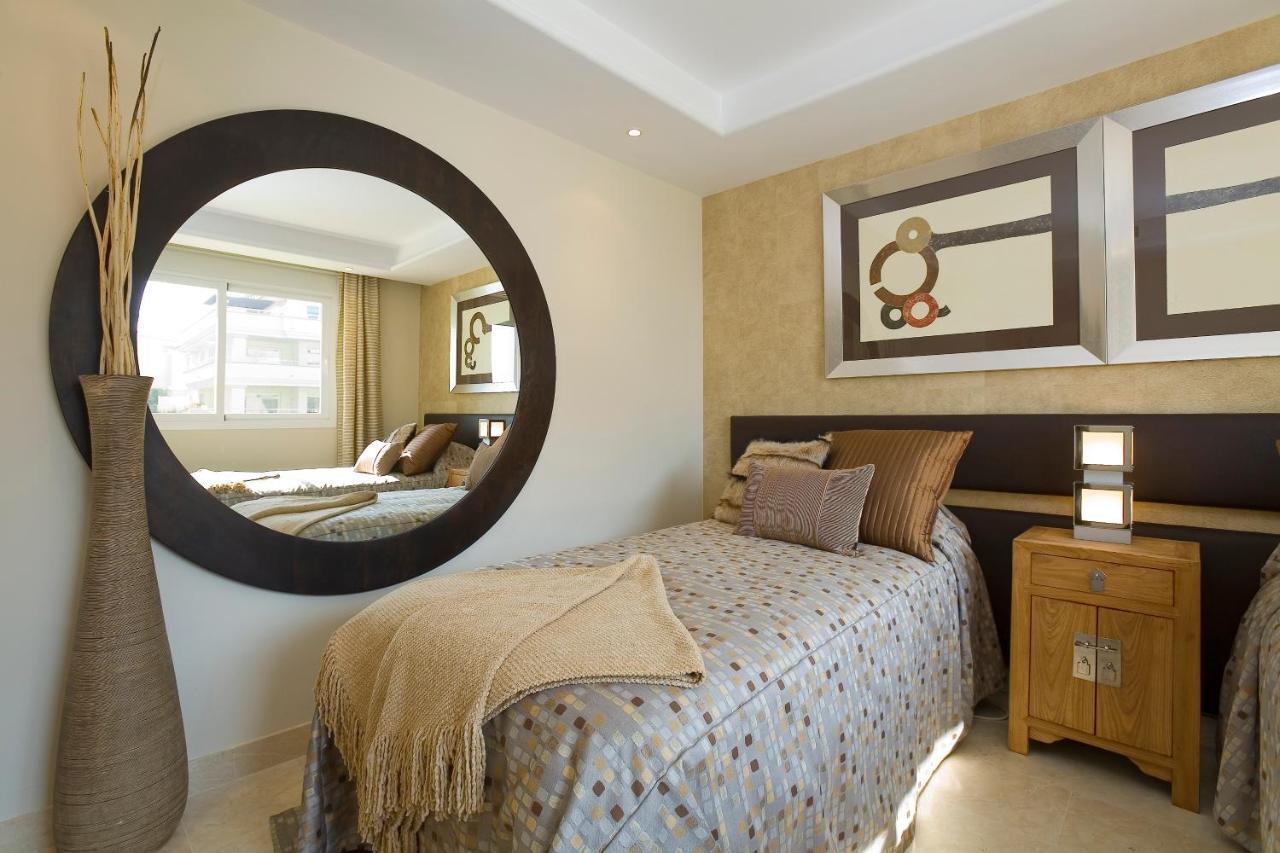 Appt 401-3-Bed-Heaven Beach-Paseo-All Year Heated Pool-Free Bikes Estepona Bagian luar foto