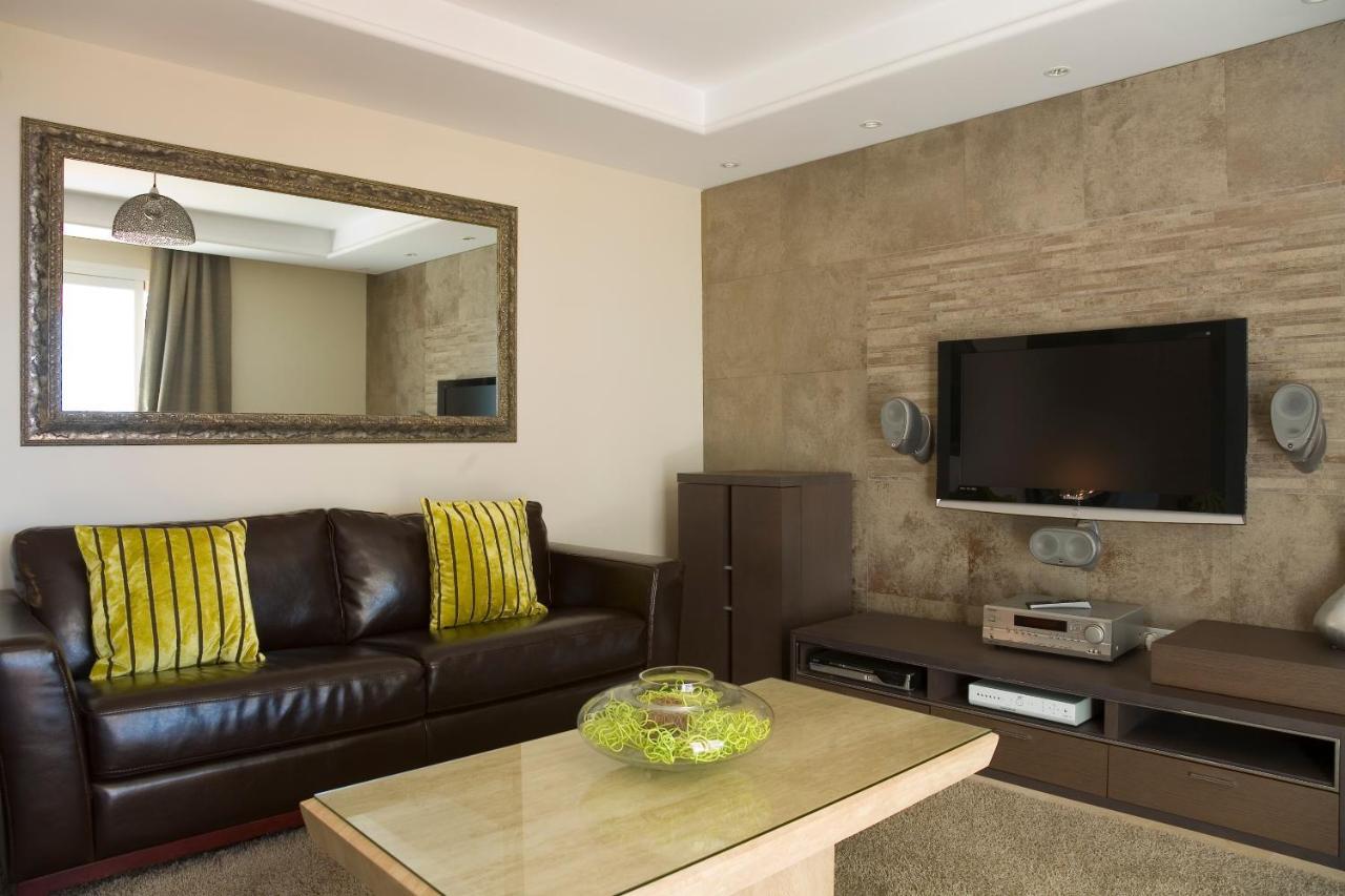 Appt 401-3-Bed-Heaven Beach-Paseo-All Year Heated Pool-Free Bikes Estepona Bagian luar foto
